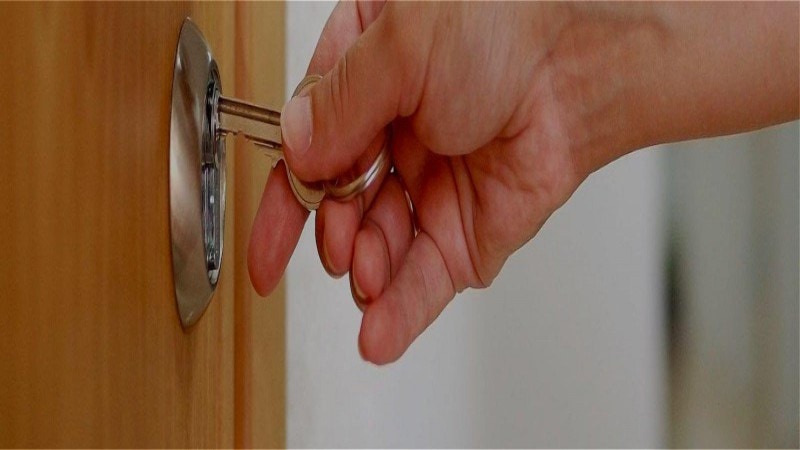 Tips to Secure Your Homes During Vacations